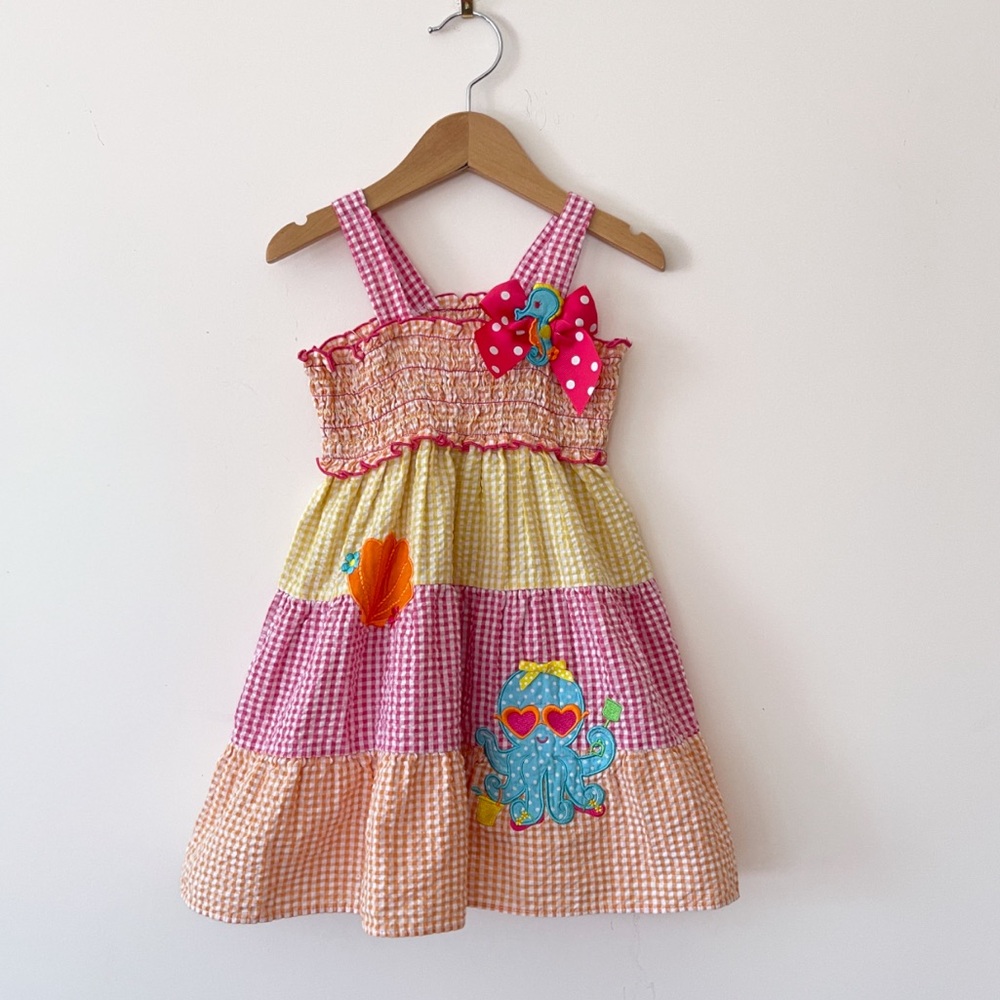 EUC Smocked Seersucker Gingham Beach Theme Appliqué Quintessential Summer Dress